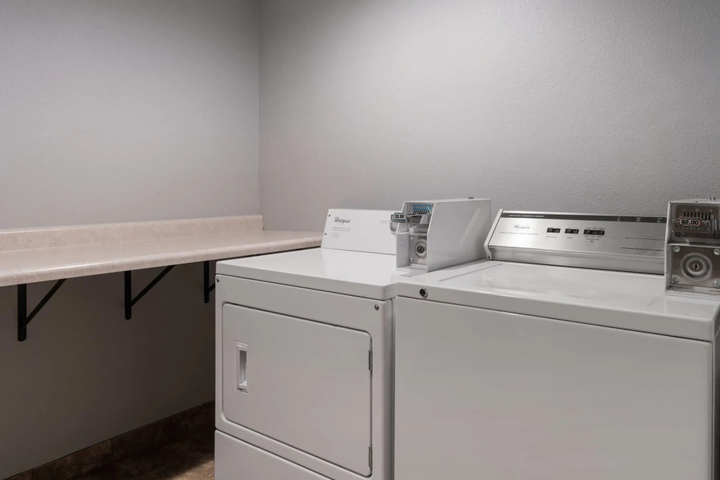 AmericInn by Wyndham Grand Forks
