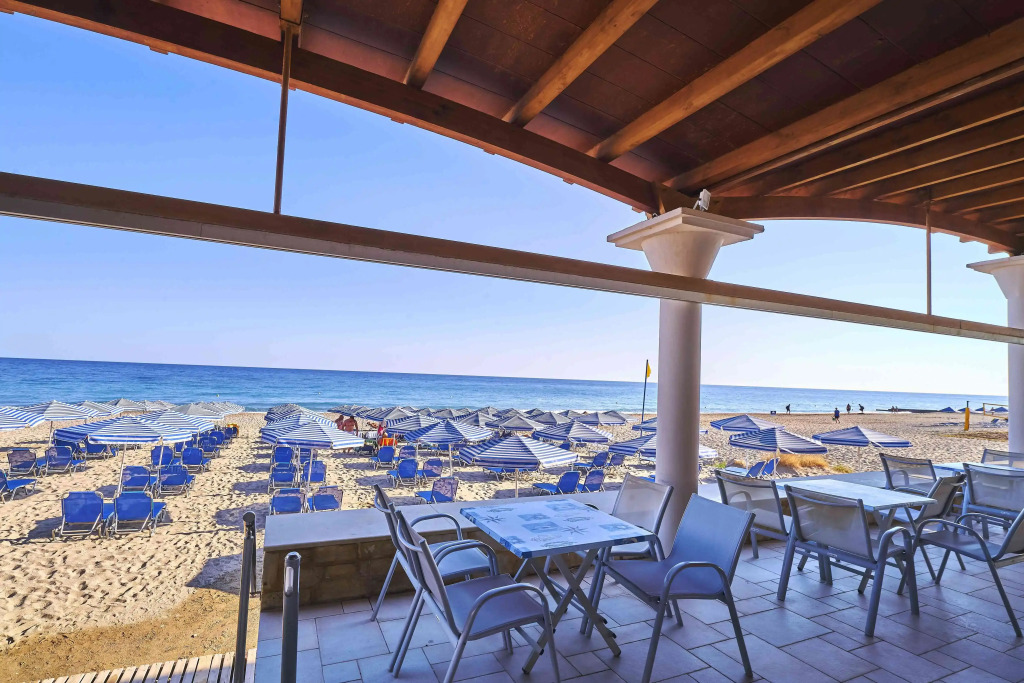 Eva Bay Hotel On The Beach