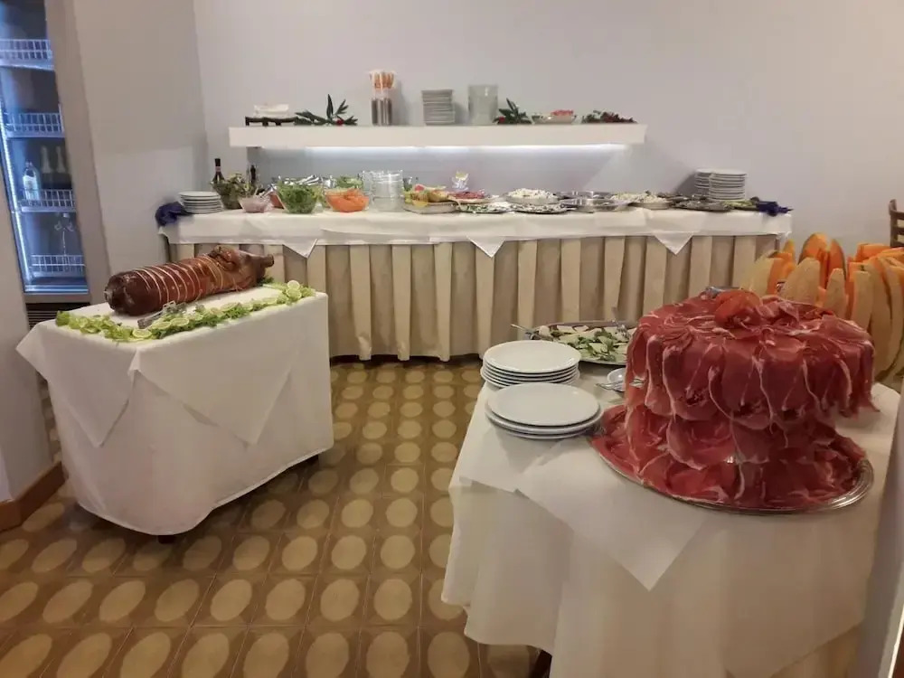 Hotel Lora