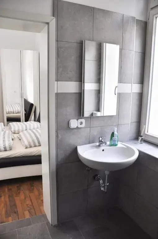 Butzbach Hotel & workers rooms apartment
