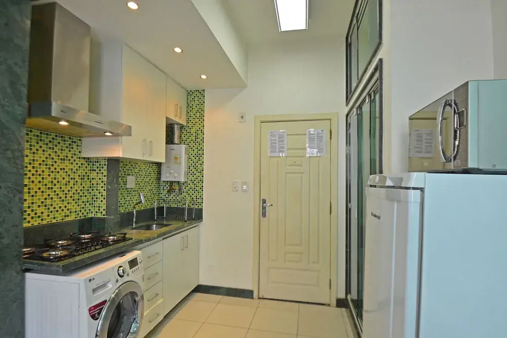 LinkHouse Beautiful High Floor 1-BDR c2-0036