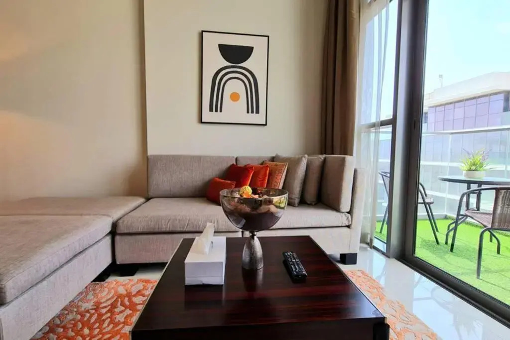 Апартаменты Stunning 1 BR Golf Views Damac Hills