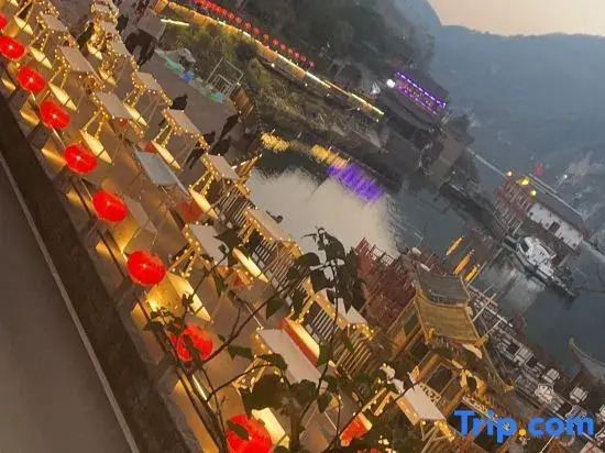 Shiyue Shiqi Homestay