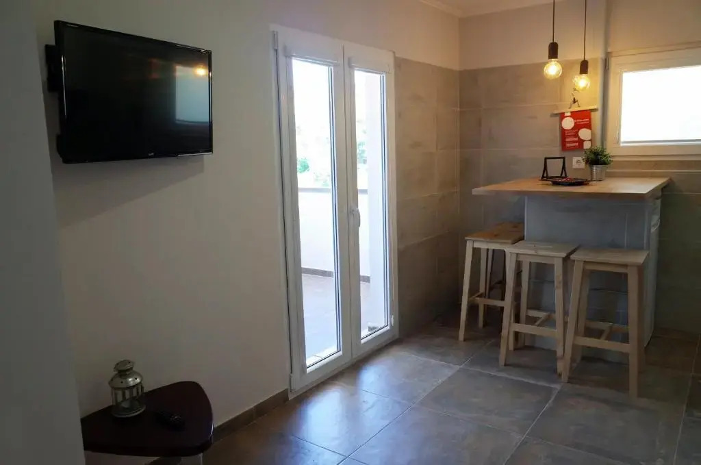 Lisbon Beach Apartments 4