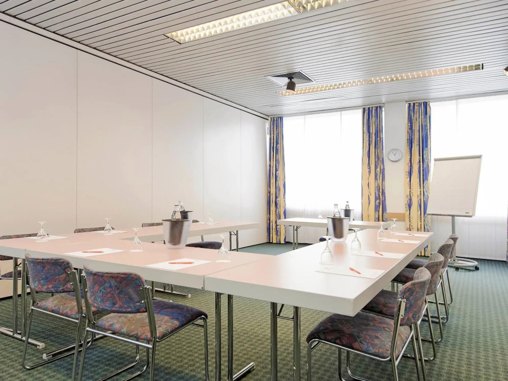 ibis Paderborn City