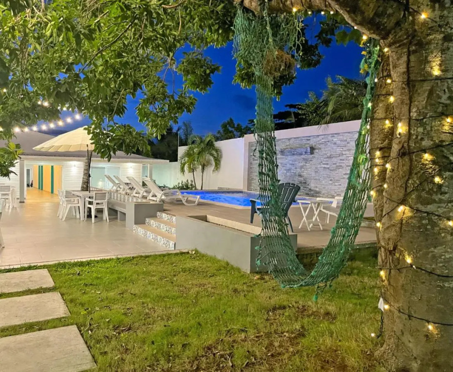 Zaba Beach House