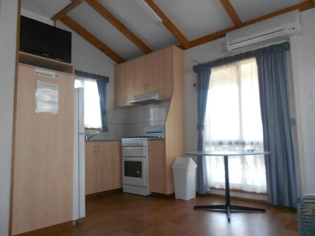 Wagga Wagga Beach Caravan Park