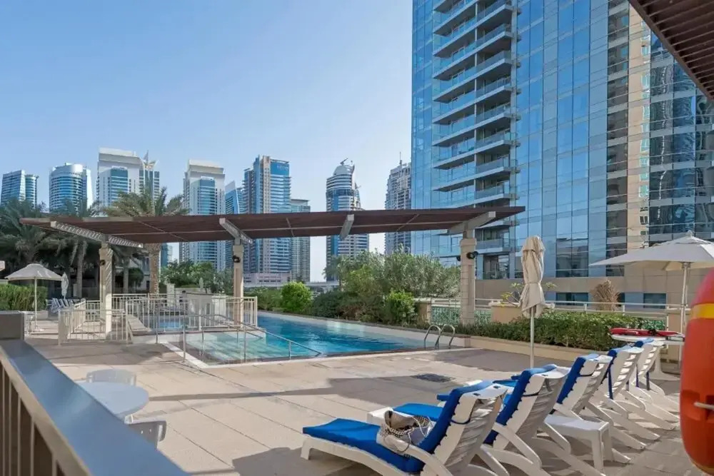 Maison Privee - Stunning Waterfront Apt w/ Marina View nxt to Beach