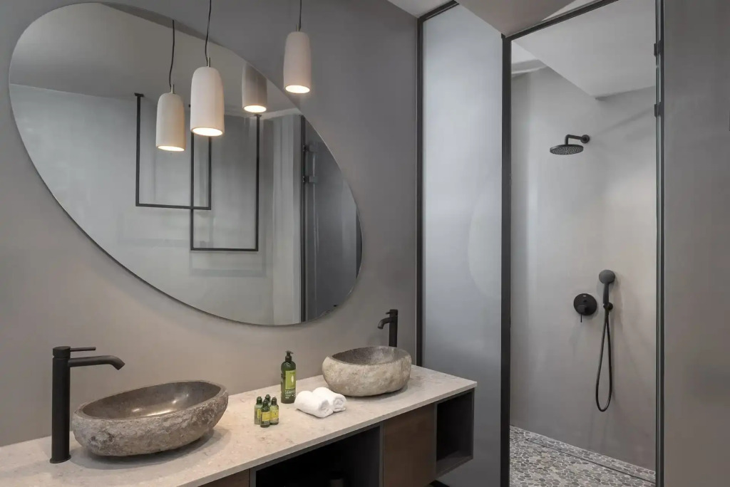 Neromai Cave Luxury Villas