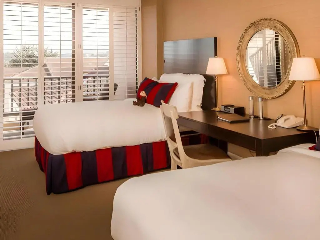Portola Hotel & Spa