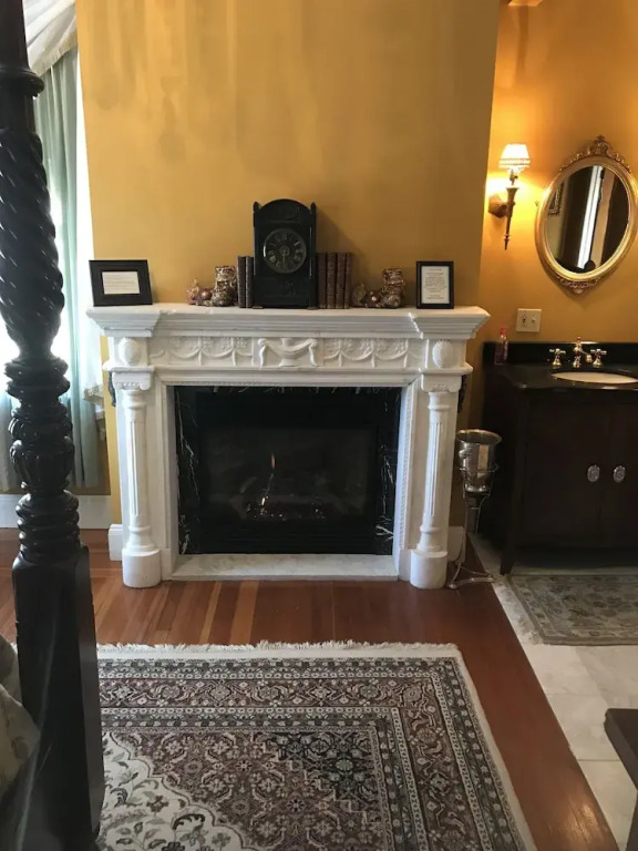 Edgewood Manor