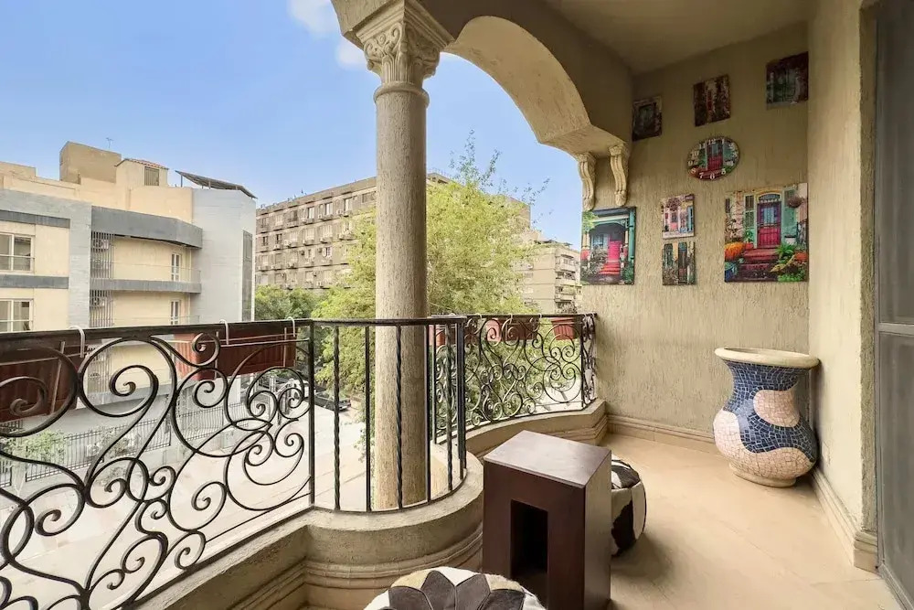 Xuru Stays I The Luxe Loft 2bdr Apt. @ Maadi
