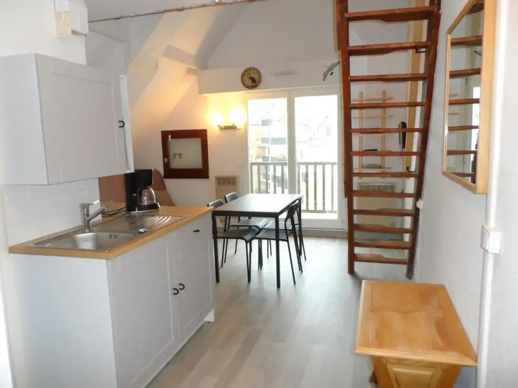 Appartement Cabourg, 2 pièces, 4 personnes - FR-1-487-154