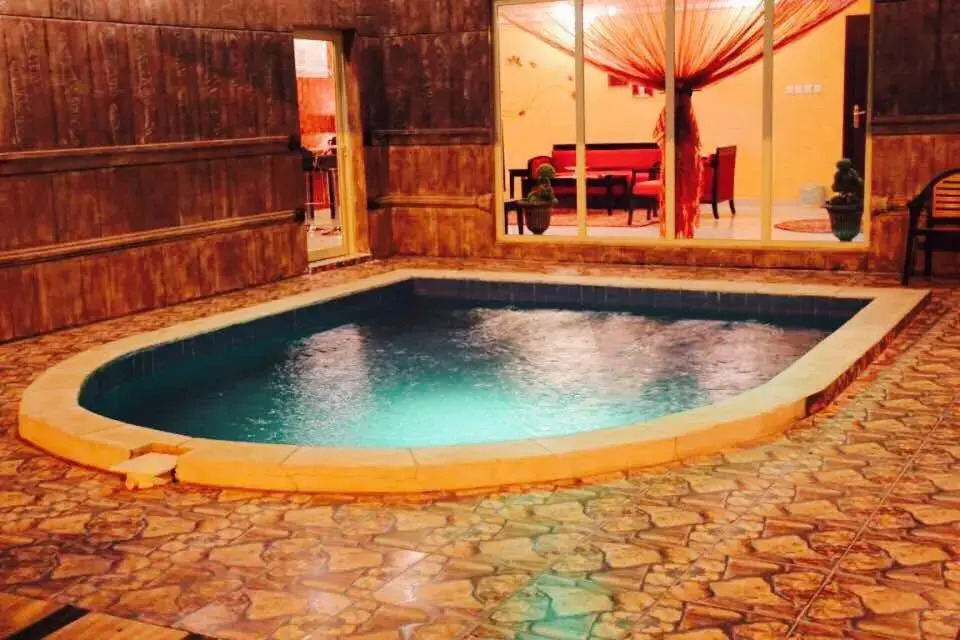 Ark Chalet