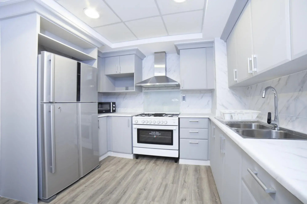 2BR on Palm Jumeirah With Beach and Complimentary Golf
