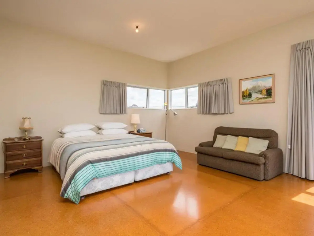 Roberts Retreat - Mangawhai Holiday Home