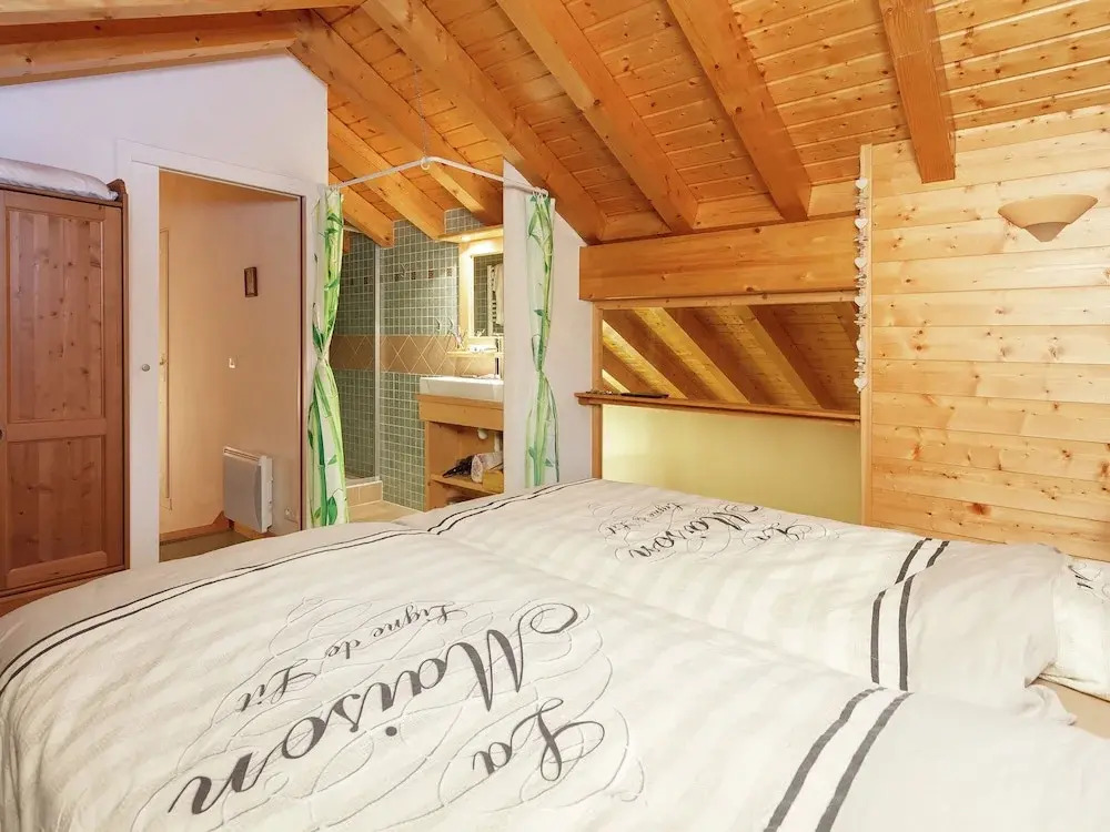 Cozy Holiday Home in Valfrejus near Ski Lift