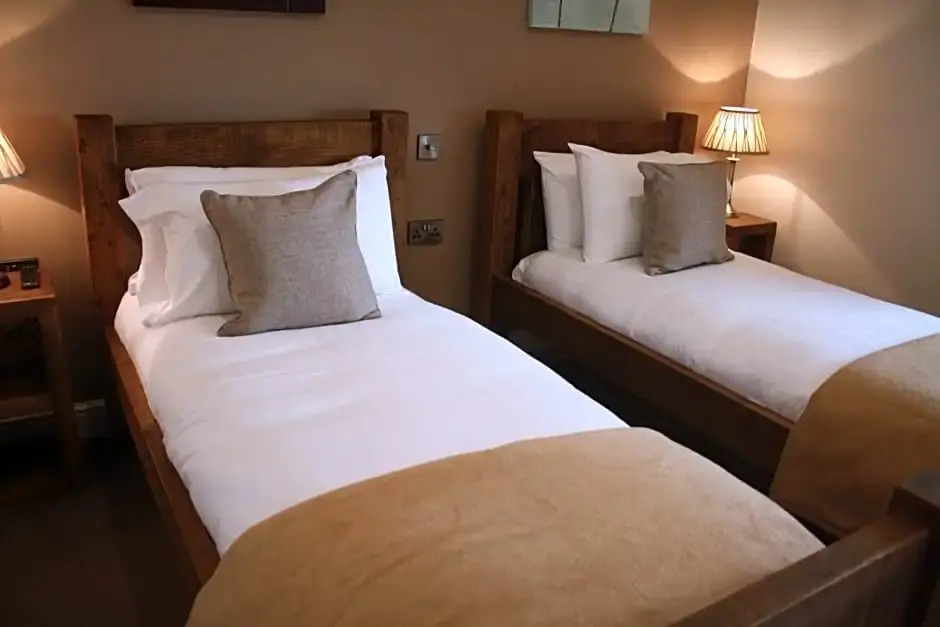 The Woodman Inn