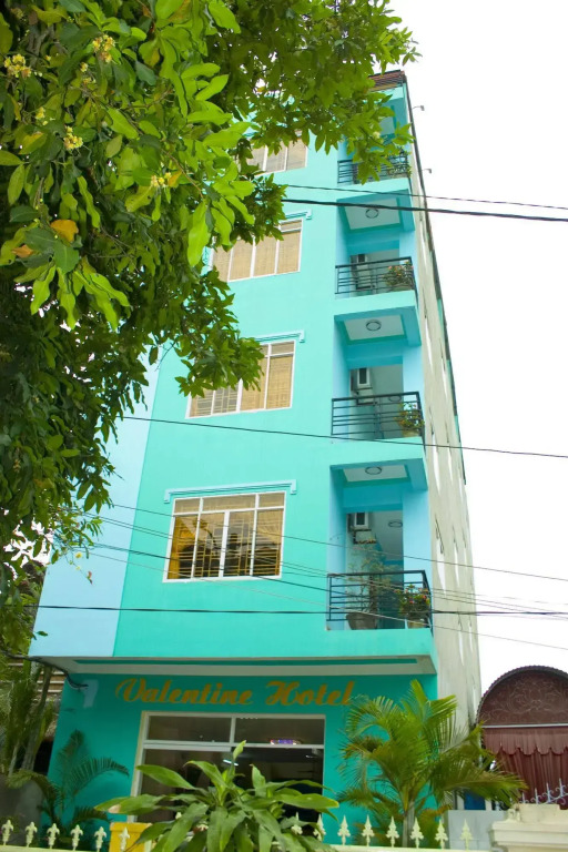 Valentine Hotel