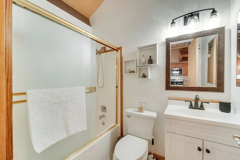 1 Mi to Northstar Skiing: Cozy Mtn Condo