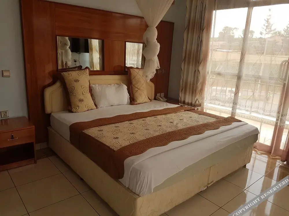 Nonilis Apartments Single Room for a great vacation