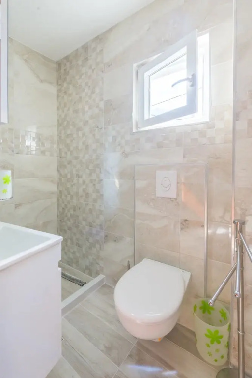 Apartment With One Bedroom In Baska Voda, With Wonderful Sea View, Furnished Terrace And Wifi - 100