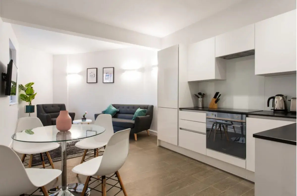 Abbott House by Viridian Apartments