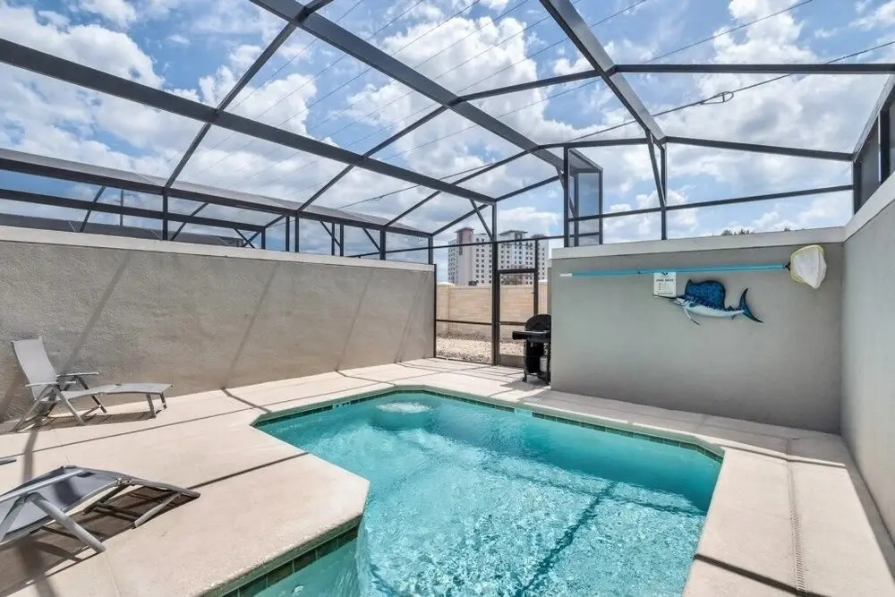 Storey Lake Amazing Resort 4 Bedroom Home! 4 Townhouse by Redawning