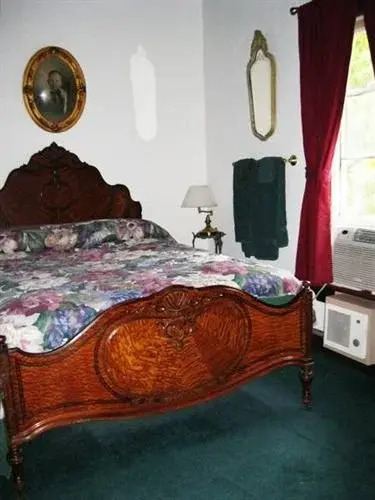 Lewiston Hotel