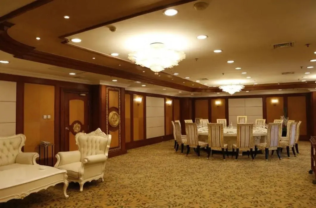 Wuhuan Hotel