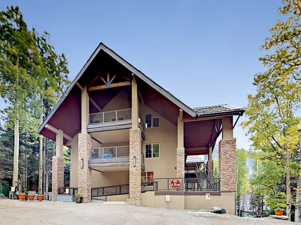 Twining Unit 202 - 2 Br Condo