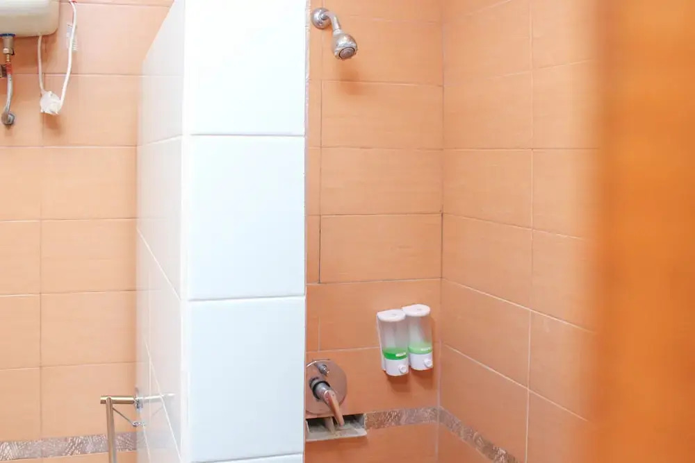 Airy Wijaya Kusuma Dukuh Kupang Timur 20 Surabaya