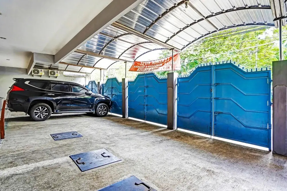 OYO Titik Koma Guest House