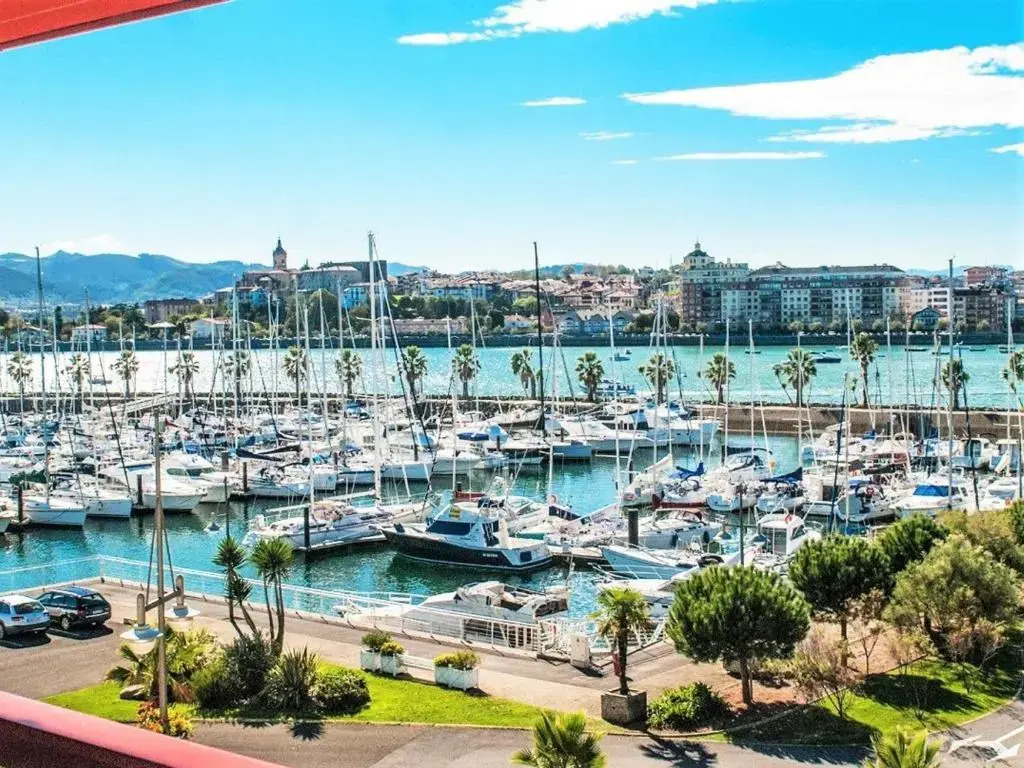 Appartement Hendaye, 2 Pièces, 4 Personnes - Fr-1-2-332