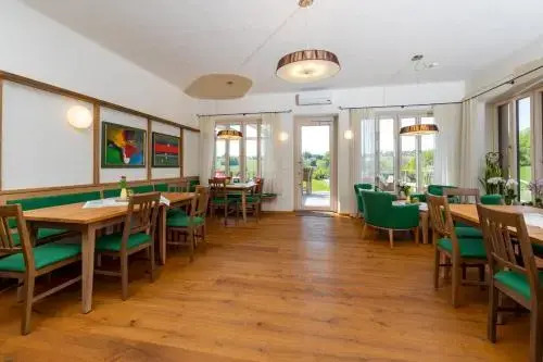 Weingut und Gästezimmer Perner