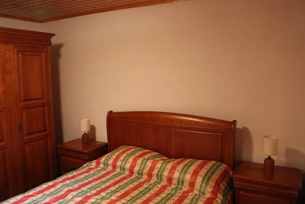 House With 2 Bedrooms in Paredes do Rio, With Wonderful Mountain View