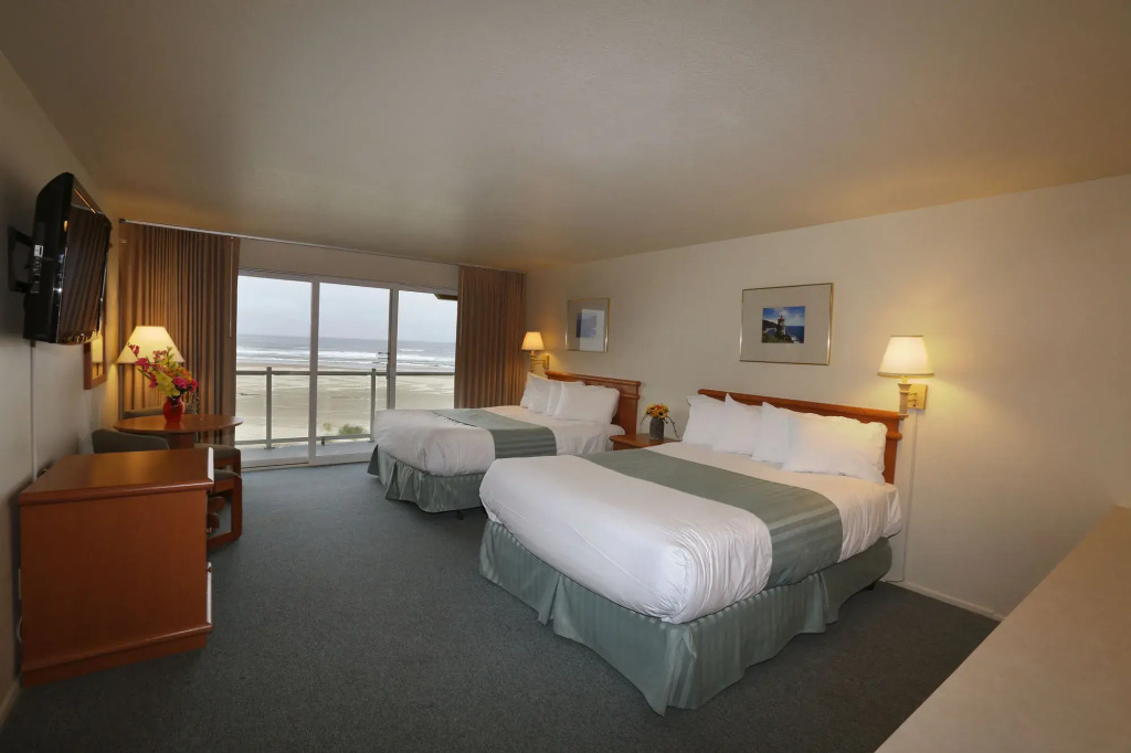 Driftwood Shores Resort
