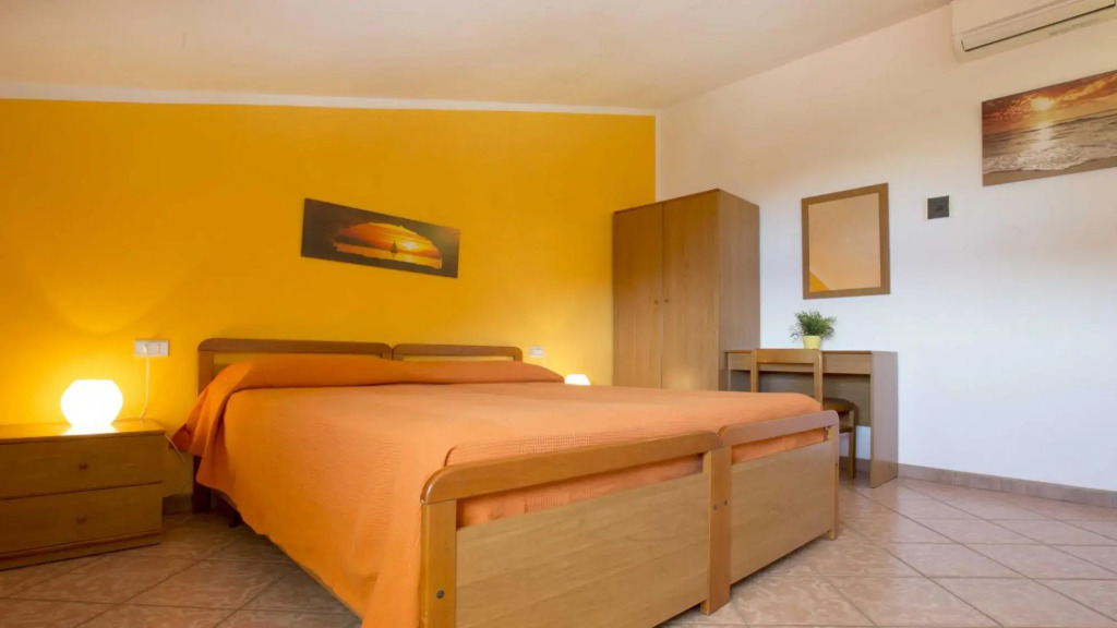 Apartment 2 Fetovaia apartments, just 300 meters from the beach with amazing view and parking-FETOVAIA BILO 2