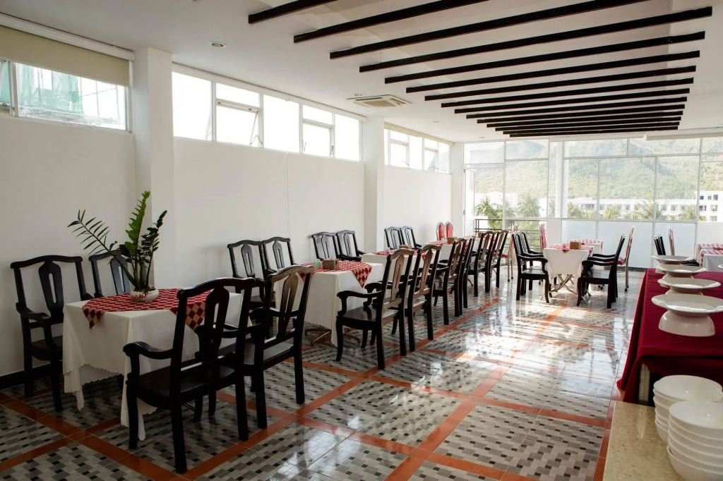 Emerald Hotel