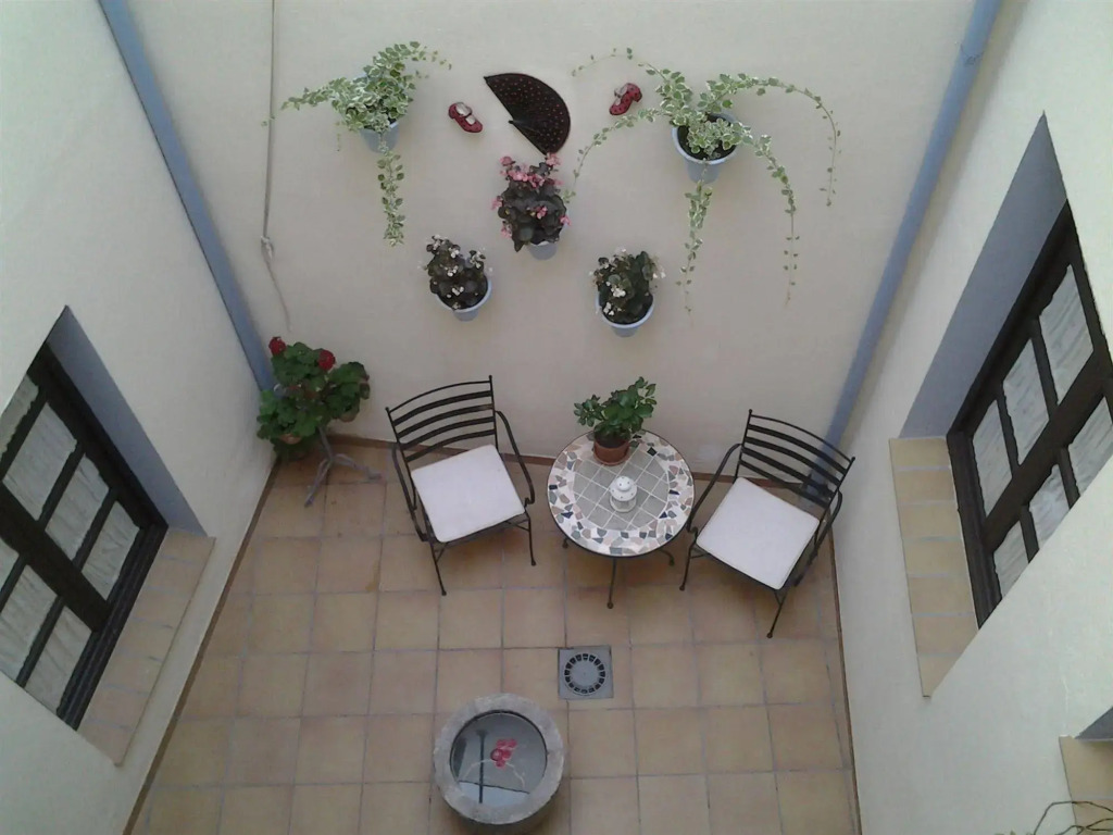 Hostal Azahar