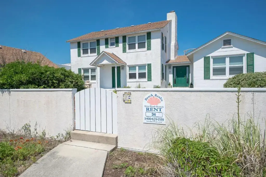 A Shore Thing - Southern Shoes, Oceanfront, Dune Top Deck w/Ocean View, Pool, Hot Tub