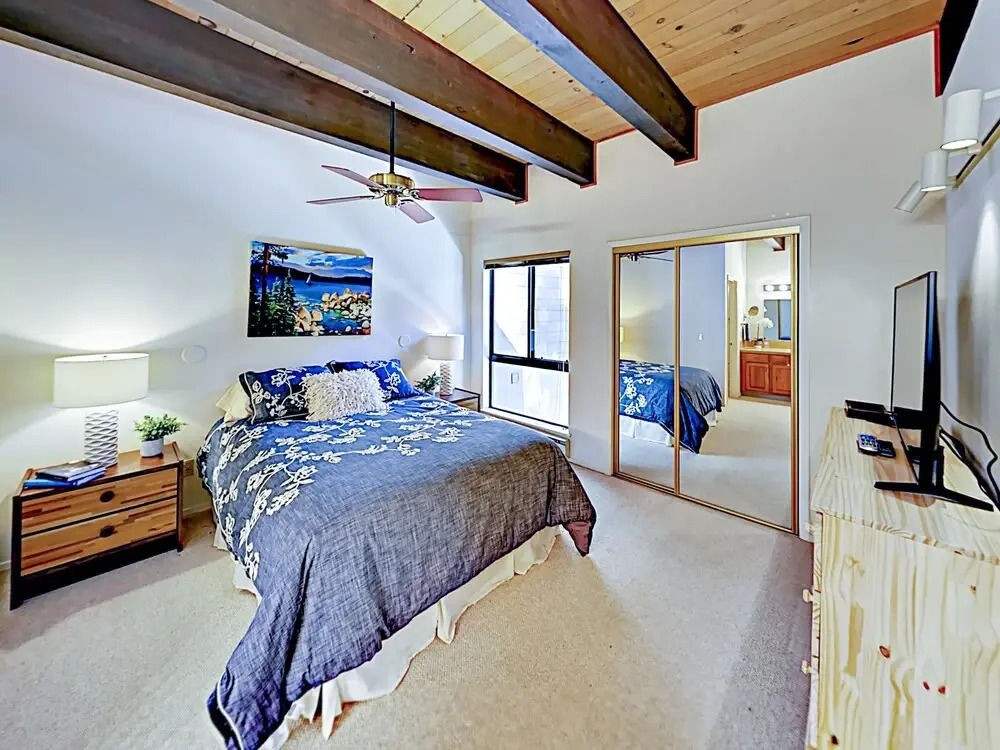 Sunny Unit 13 - 3 Br Condo