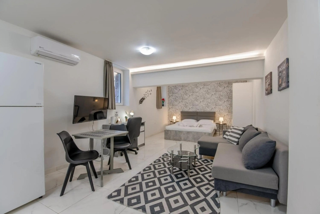 Garden Studio Paleo Faliro