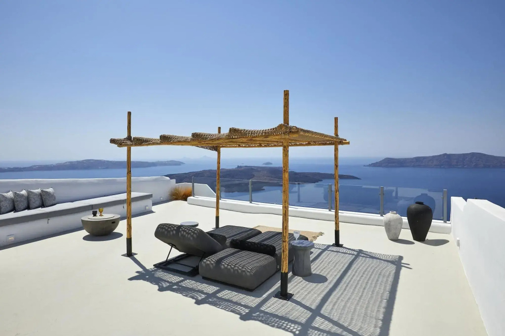 U & ME SUITES