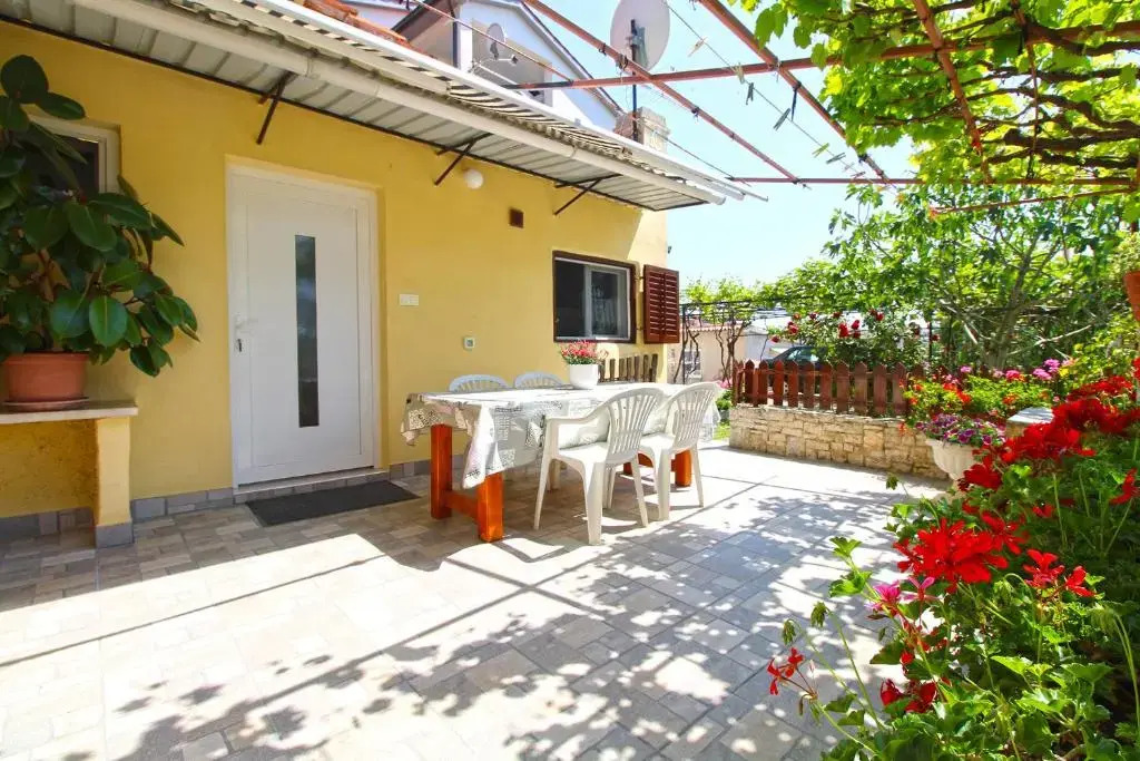 Apartments Pavao 1402