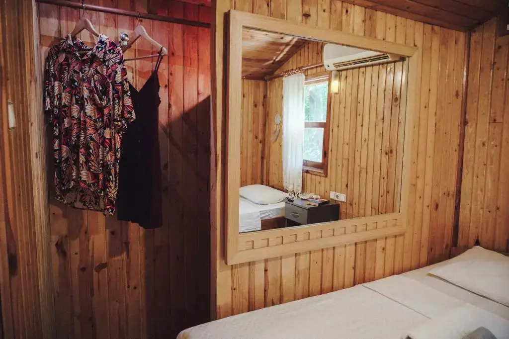 Base Bungalow Olympos