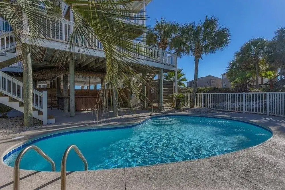 Above and Beyond Apartment 4 Bedroom