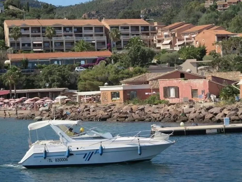 T1 Baie de la méditerranée vue mer