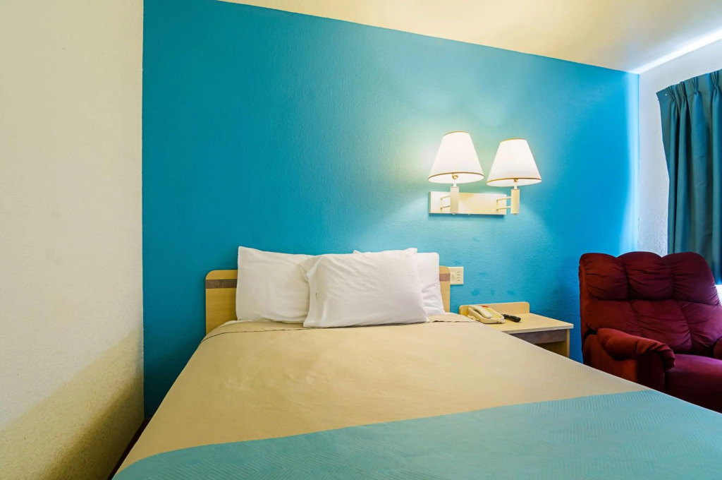 Motel 6-Mitchell, SD