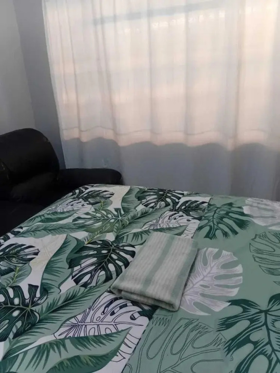 Las Palmas Day & Night Guest House